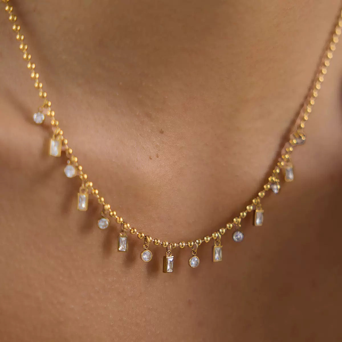 Collier amuse