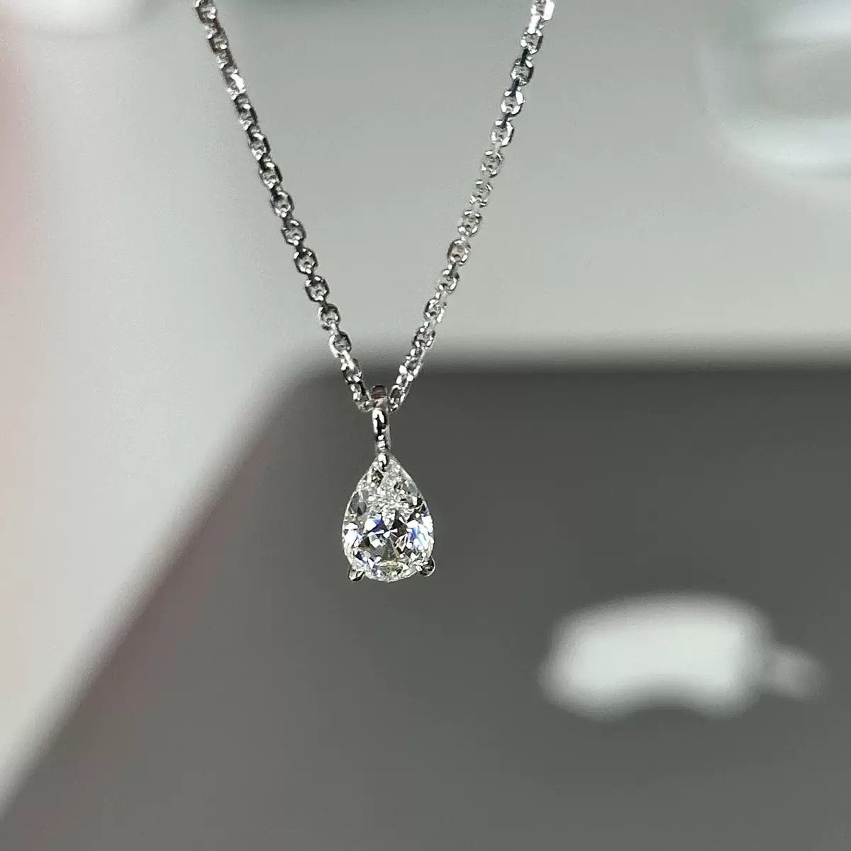 Angelina سلسال فضة